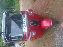Bajaj RE 205 2011 Three Wheel