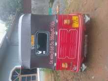 https://riyasewana.com/uploads/bajaj-re205-26003534122.jpg