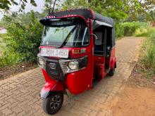 Bajaj RE 205 2016 Three Wheel