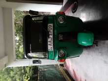 Bajaj RE205 2013 Three Wheel