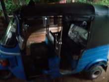 https://riyasewana.com/uploads/bajaj-re205-2730574682.jpg