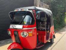 Bajaj RE 205 2011 Three Wheel