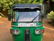 https://riyasewana.com/uploads/bajaj-re205-292000334073.jpg