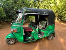 Bajaj RE 205 2012 Three Wheel