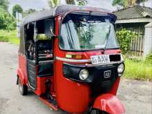 Bajaj RE 205 2015 Three Wheel