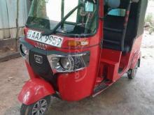 Bajaj RE 205 2015 Three Wheel