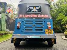 https://riyasewana.com/uploads/bajaj-re205-3112593922012.jpg