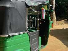 https://riyasewana.com/uploads/bajaj-re205-3116215822962.jpg