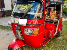 Bajaj RE 205 2010 Three Wheel