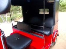 https://riyasewana.com/uploads/bajaj-re205-31844596055.jpg