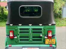 https://riyasewana.com/uploads/bajaj-re205-319285622723.jpg