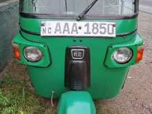 Bajaj RE 205 2012 Three Wheel