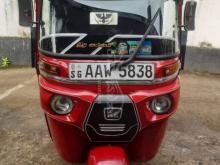 Bajaj RE 205 2015 Three Wheel