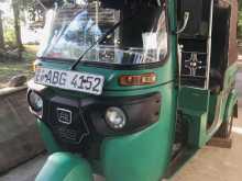 Bajaj RE 205 2015 Three Wheel