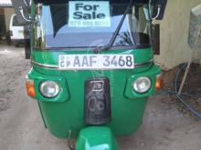 Bajaj RE 205 2013 Three Wheel