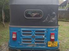 https://riyasewana.com/uploads/bajaj-re205-4stroke-181130406794.jpg