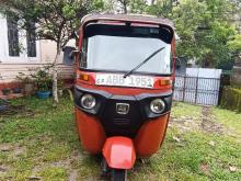 https://riyasewana.com/uploads/bajaj-re205-4stroke-311348266605.jpg