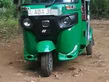 Bajaj RE 205 2015 Three Wheel