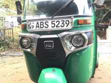 Bajaj RE 205 2018 Three Wheel