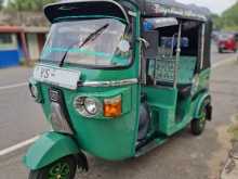 Bajaj RE205 2011 Three Wheel