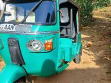 https://riyasewana.com/uploads/bajaj-re205-61707134133.jpg