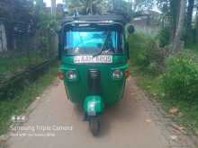Bajaj RE 205 2013 Three Wheel
