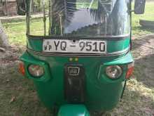 Bajaj RE 205 2011 Three Wheel