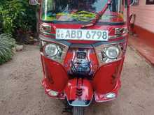 Bajaj RE 205 2015 Three Wheel