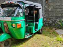https://riyasewana.com/uploads/bajaj-re205-8100537542.jpg