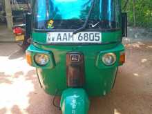 Bajaj RE205 2013 Three Wheel