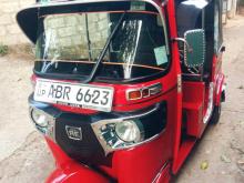 Bajaj RE 205 2018 Three Wheel