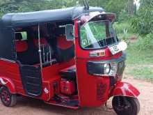 https://riyasewana.com/uploads/bajaj-re205-fl-171257464913.jpg