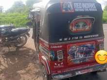 https://riyasewana.com/uploads/bajaj-re225-51104434062.jpg