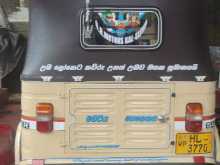https://riyasewana.com/uploads/bajaj-re2s-1233384812.jpg