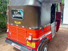 https://riyasewana.com/uploads/bajaj-re2s-171419374082.jpg