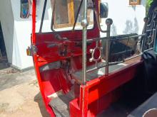 https://riyasewana.com/uploads/bajaj-re2s-171420016614.jpg