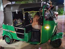 https://riyasewana.com/uploads/bajaj-re2storck-171129296696.jpg