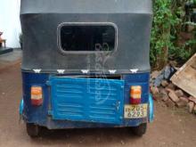 https://riyasewana.com/uploads/bajaj-re2stroke-194937408220.jpg