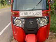 Bajaj RE 2017 Three Wheel