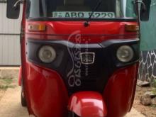 Bajaj RE 2017 Three Wheel