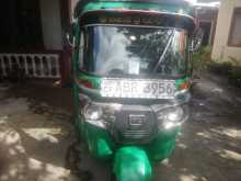 Bajaj RE 2018 Three Wheel