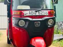 Bajaj RE 2018 Three Wheel