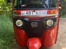 Bajaj RE 2019 Three Wheel