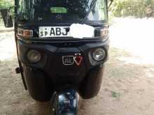 Bajaj RE 2016 Three Wheel