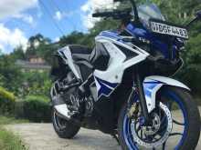 Bajaj Rs200 2018 Motorbike