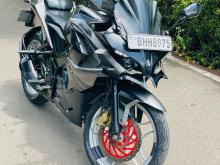 Bajaj Pulsar RS200 2018 Motorbike