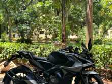 https://riyasewana.com/uploads/bajaj-rs200-2219255122733.jpg