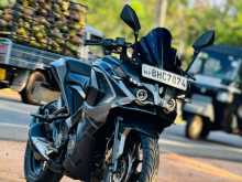 https://riyasewana.com/uploads/bajaj-rs200-2917590913641.jpg