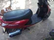 https://riyasewana.com/uploads/bajaj-scooter-281854454143.jpg