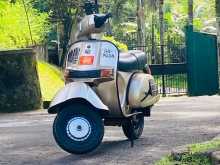 Bajaj Scoter 2000 Motorbike